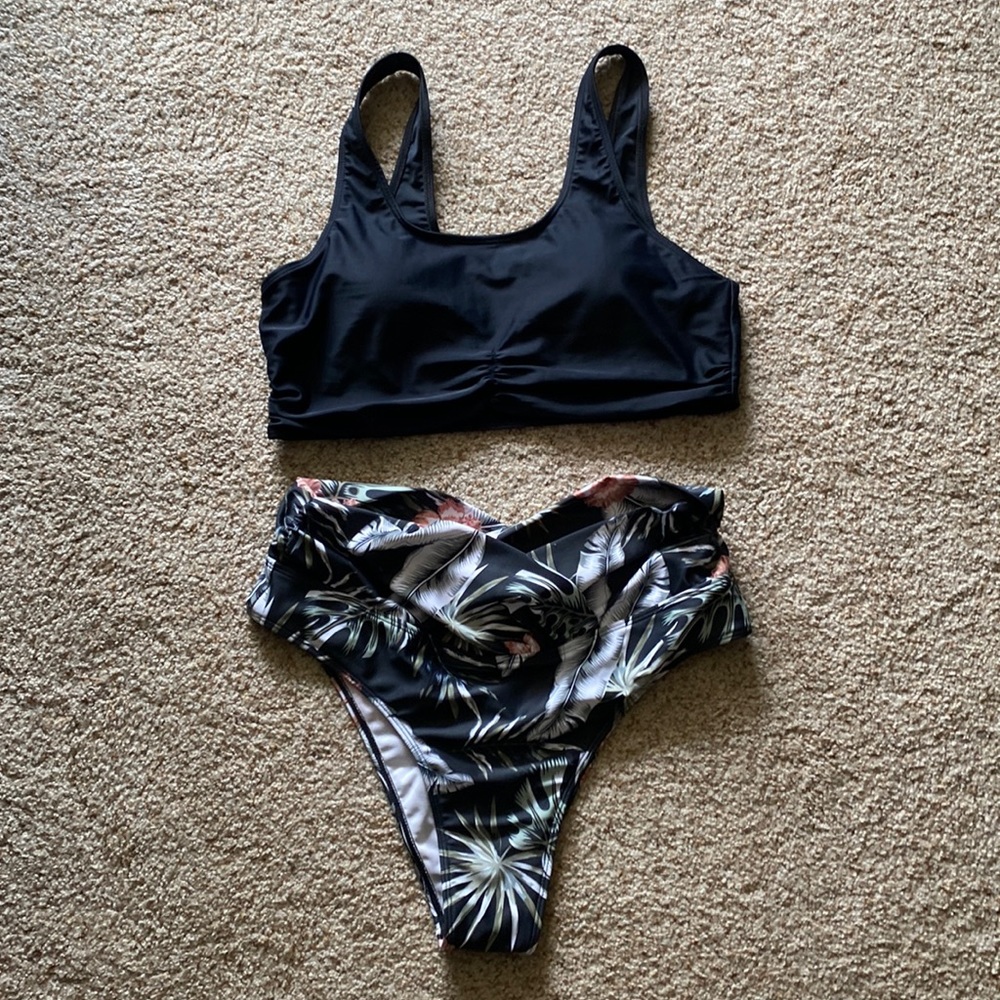 High waisted 2 piece size L